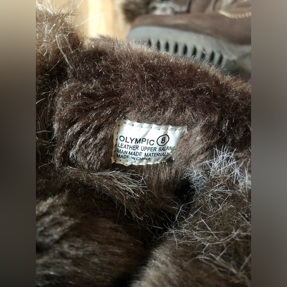 Report Olympic Suede Boots - Picture 6 of 6